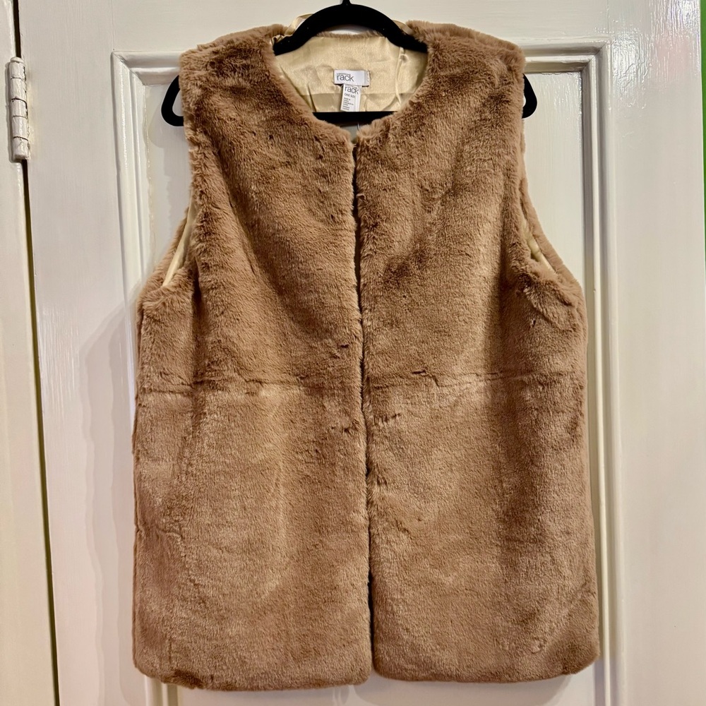 Nordstrom Rack One Size Brown Faux Fur Vest